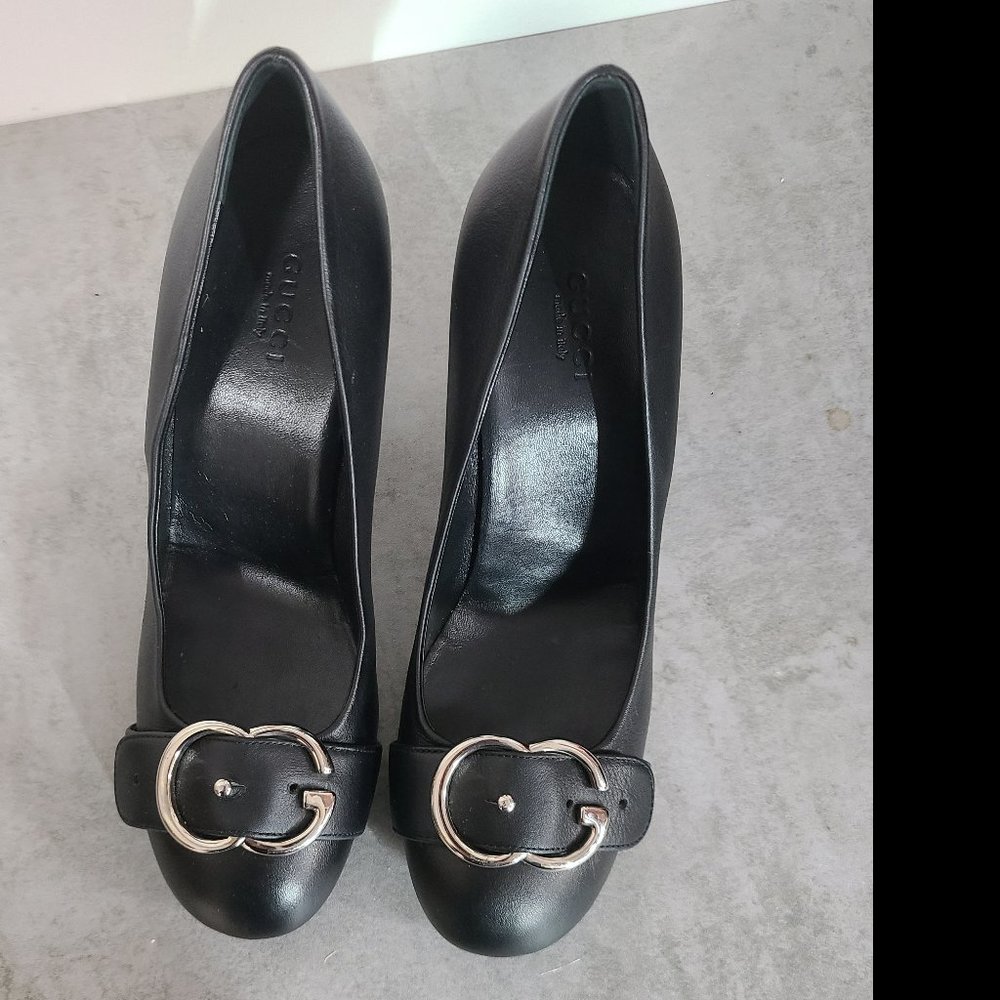 Gucci Black Heels with New Gucci Logo (37.5 EU)